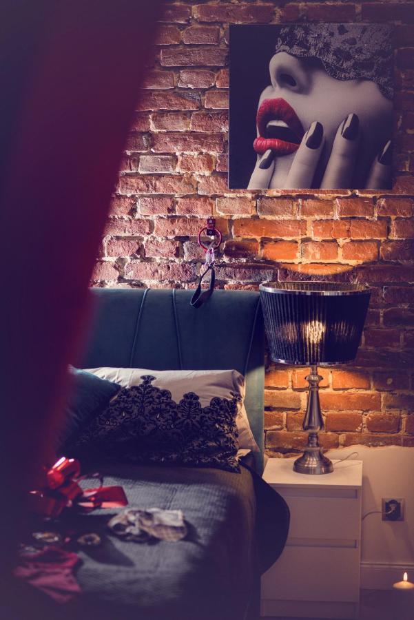 Apartament Dla Doroslych "Papierki Po Cukierkach" Lublin Luaran gambar