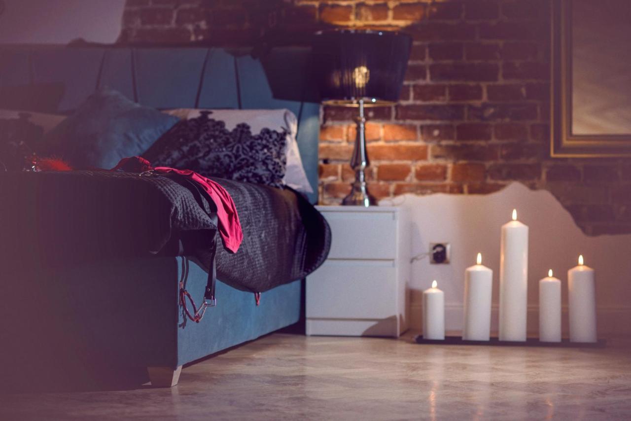 Apartament Dla Doroslych "Papierki Po Cukierkach" Lublin Luaran gambar